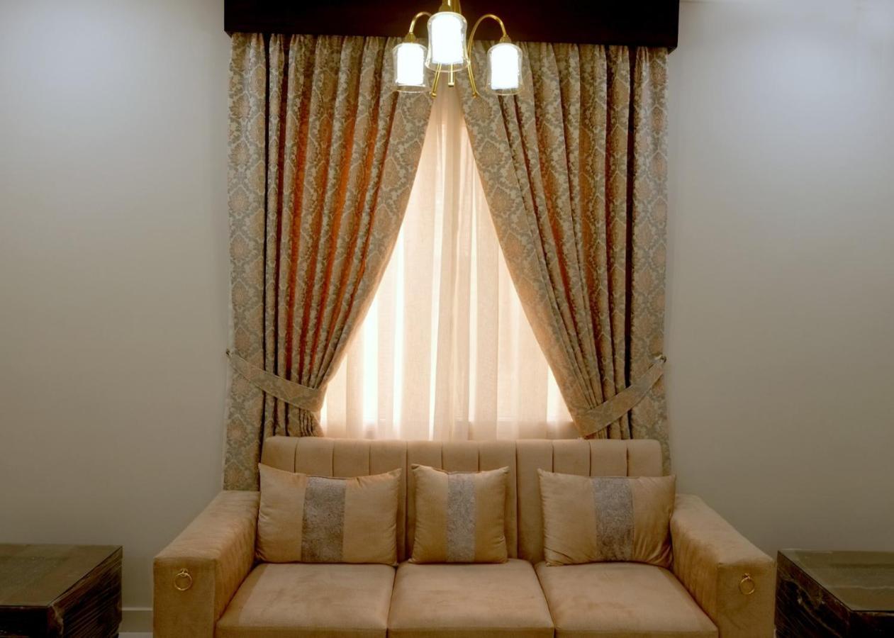 Al Rasheed Apartments Second Floor Apartment Karachi Esterno foto